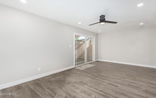 4587 17 Ave, Phoenix AZ 85086-6309 exterior