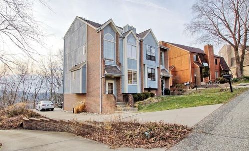 54 Bethany Dr, Pittsburgh, PA 15215-1208