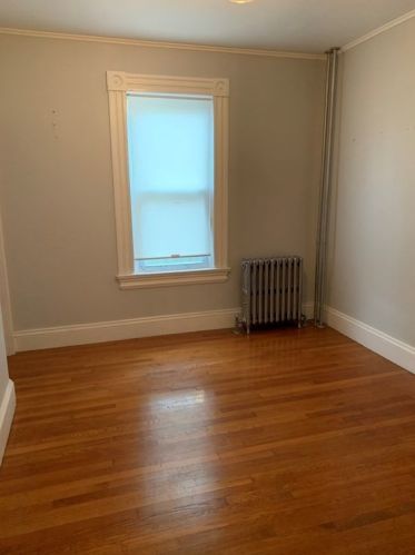 177 Highland Ave, Fall River MA 02720-5207 exterior