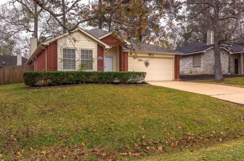 12080 La Salle River Rd, Conroe TX  77304-4004 exterior