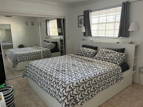 1191 53 St, Hialeah FL  33012-9005 exterior