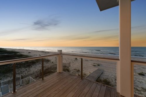 840 Gorrie Dr, Saint George Island FL  32328-2908 exterior