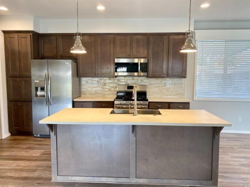 36 Blanco Pl, Ukiah, CA 95482-9414
