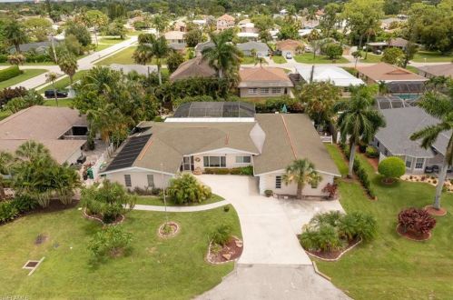 805 97th Ave, Naples, FL 34108-2284