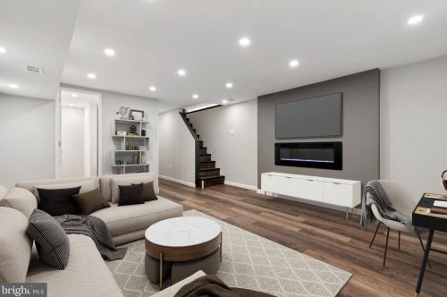 1205 Durham St, Philadelphia PA  19150-2800 exterior