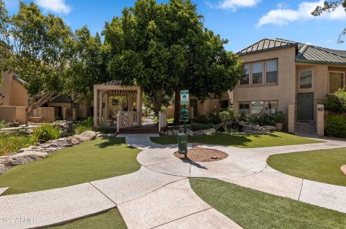 101 7th St, Phoenix AZ 85034-0663 exterior