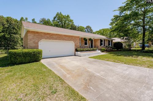 1712 Robin Crest Dr, Cayce-West Columbia SC  29169-5433 exterior