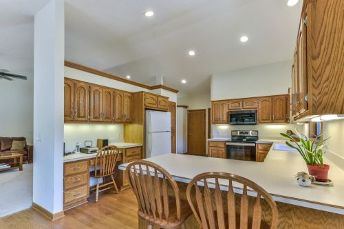 26411 Kendra Ln, Waterford WI  53185-2168 exterior