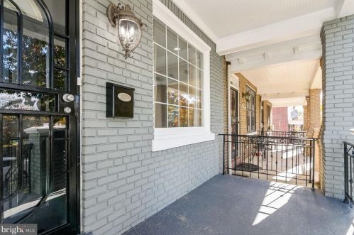 928 14th St, Washington, DC 20003-4402
