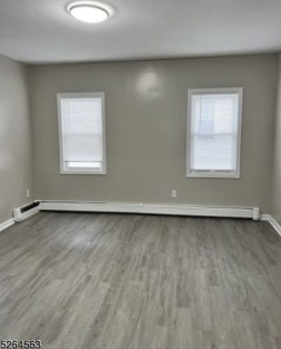 17 Wainwright St, Newark NJ  07112-1433 exterior