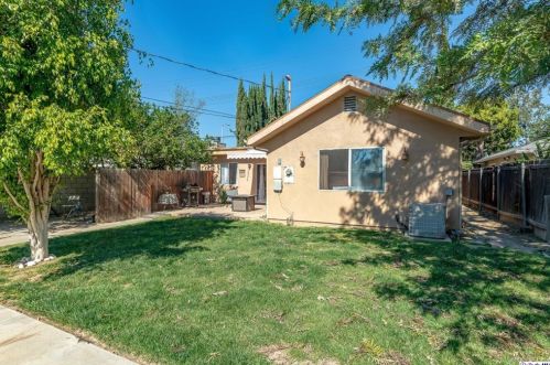 17536 Saticoy St, Van Nuys CA 91406-2333 exterior