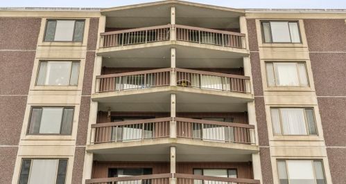 1500 Worcester Rd, Framingham MA  01702-8967 exterior