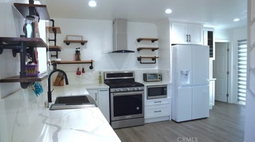 7442 Mcneil Way, Buena Park CA  90620-1746 exterior