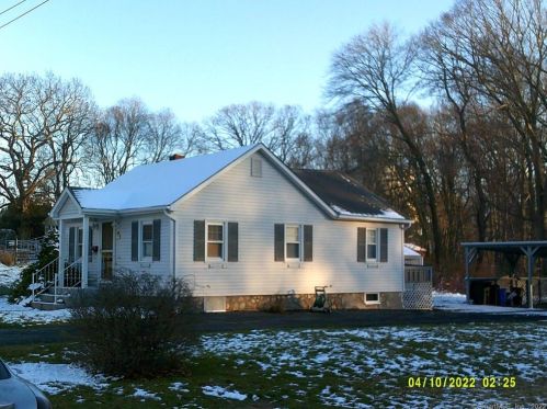 79 Virginia Ave, Groton CT  06340-5026 exterior