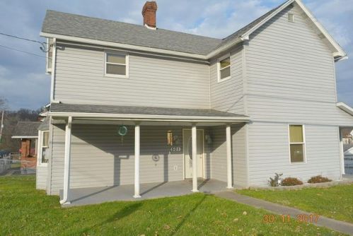 501 Walnut St, Vanderbilt, PA 15486