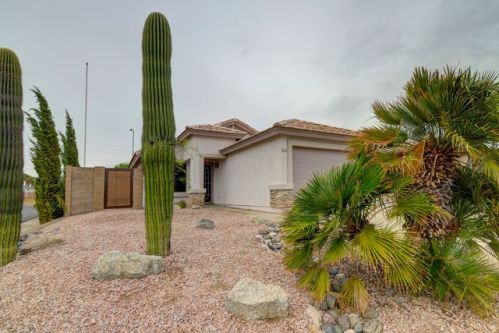 9930 Dragoon Cir, Mesa, AZ 85208-2592