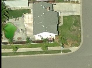 2801 Hemlock Pl, Fullerton, CA 92835-2813