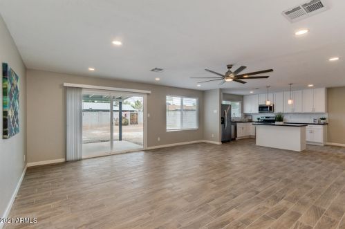 1524 Comstock Dr, Chandler AZ 85224-1855 exterior