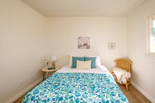 16434 Yucca Ave, Victorville CA  92395-3533 exterior
