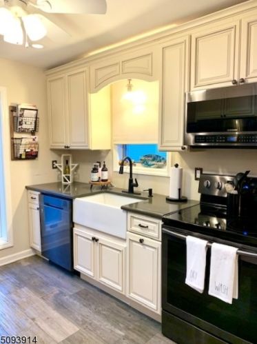 28 River Styx Rd, Hopatcong NJ  07843-1827 exterior