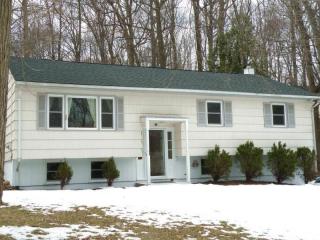 15 Linda Pl, Parsippany NJ  07834-1030 exterior