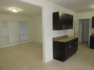 7181 15th St, Hollywood FL  33023-2023 exterior