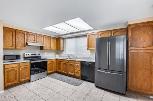 4442 Oraibi Dr, Glendale AZ  85308-7320 exterior