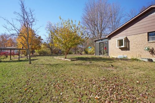 2 Kelly Ln, Milford OH  exterior