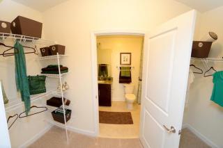 14701 River Walk Way, Woodbridge, VA 22191-5917