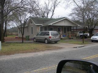 305 Lyles St, Cayce-West Columbia, SC 29033-3936