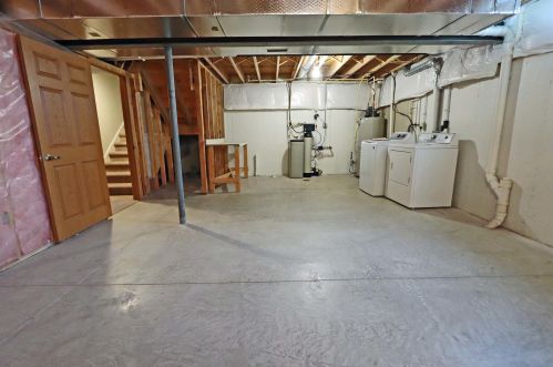 450 Wilderness Rd, Marysville OH  43040-5570 exterior