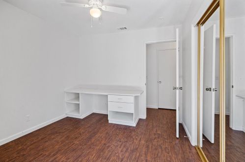 1749 Cape Cod Cir, Lodi CA  95242-4204 exterior