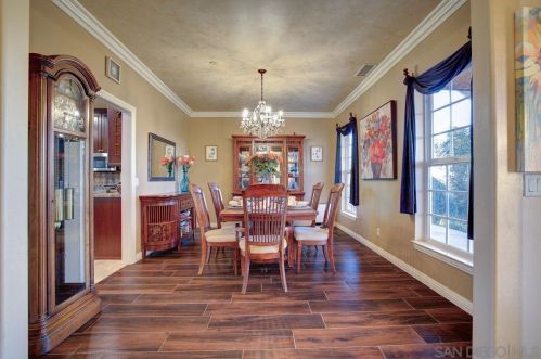 10956 Calle Oro Verde, Valley Center CA  92082-4201 exterior