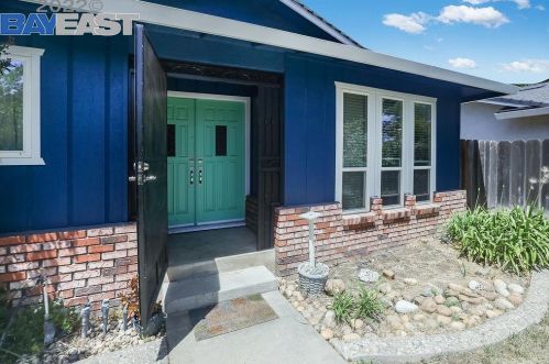 1617 Dulwich Dr, Modesto CA  95358-1021 exterior