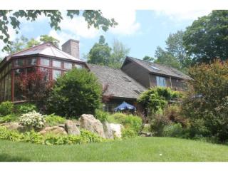 838 Cricket Hill Rd, Sherburn, VT 05751-9415