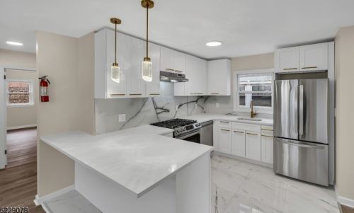 87 Melville Pl, Irvington NJ  07111-3047 exterior