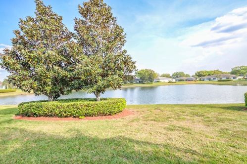 2410 Lancaster Dr, Ruskin, FL 33573-6519