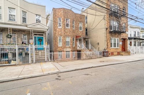 1729 Melville St, Bronx, NY 10460-2610