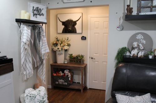 35 Hartford St, North Lindenhurst NY  11757-3843 exterior