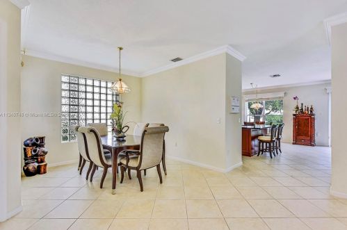 16392 29th St, Hollywood FL  33027-5221 exterior