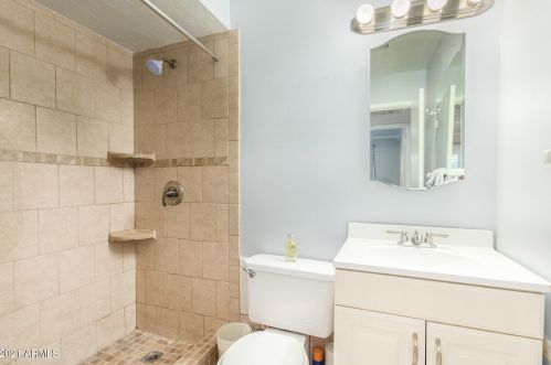 4916 Amelia Ave, Phoenix AZ  85031-2711 exterior