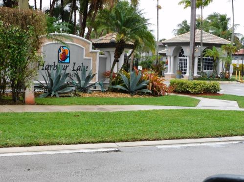 2852 128th Way, Hollywood, FL 33027-4125