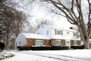 311 Cedar Brook Ln, Sandusky, OH 44870-6927