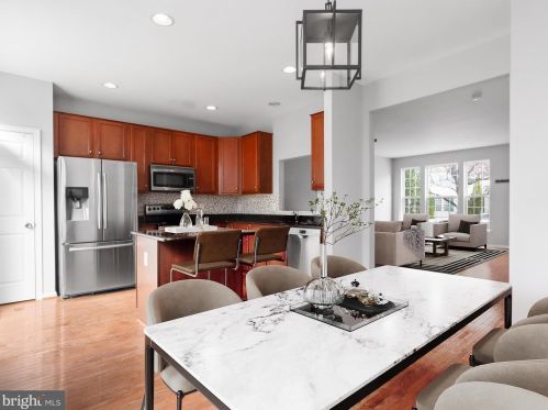 2217 William Harris Way, Woodbridge VA  22191-6381 exterior