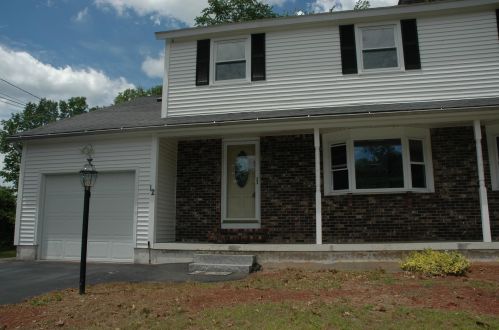 12 Clare Ln, Salem, NH 03079-1269