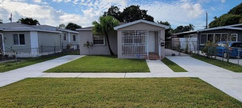458 2nd St, Hialeah, FL 33010-5308