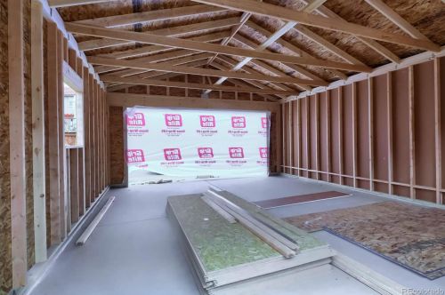 580 Corona St, Denver CO 80218-3940 exterior