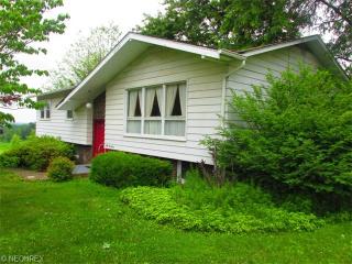 5911 Meese Rd, Fairhope, OH 44641-9505