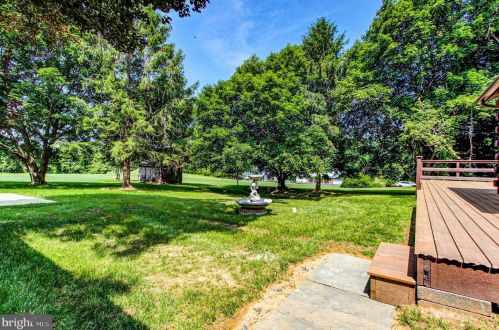 190 Royal Manor Rd, Easton PA  18042-8702 exterior