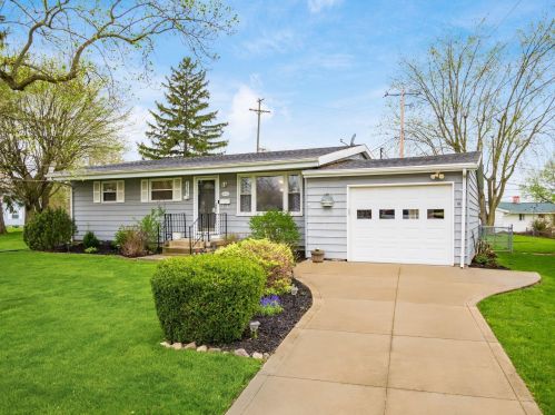 235 Park Ave, London, OH 43140-1140